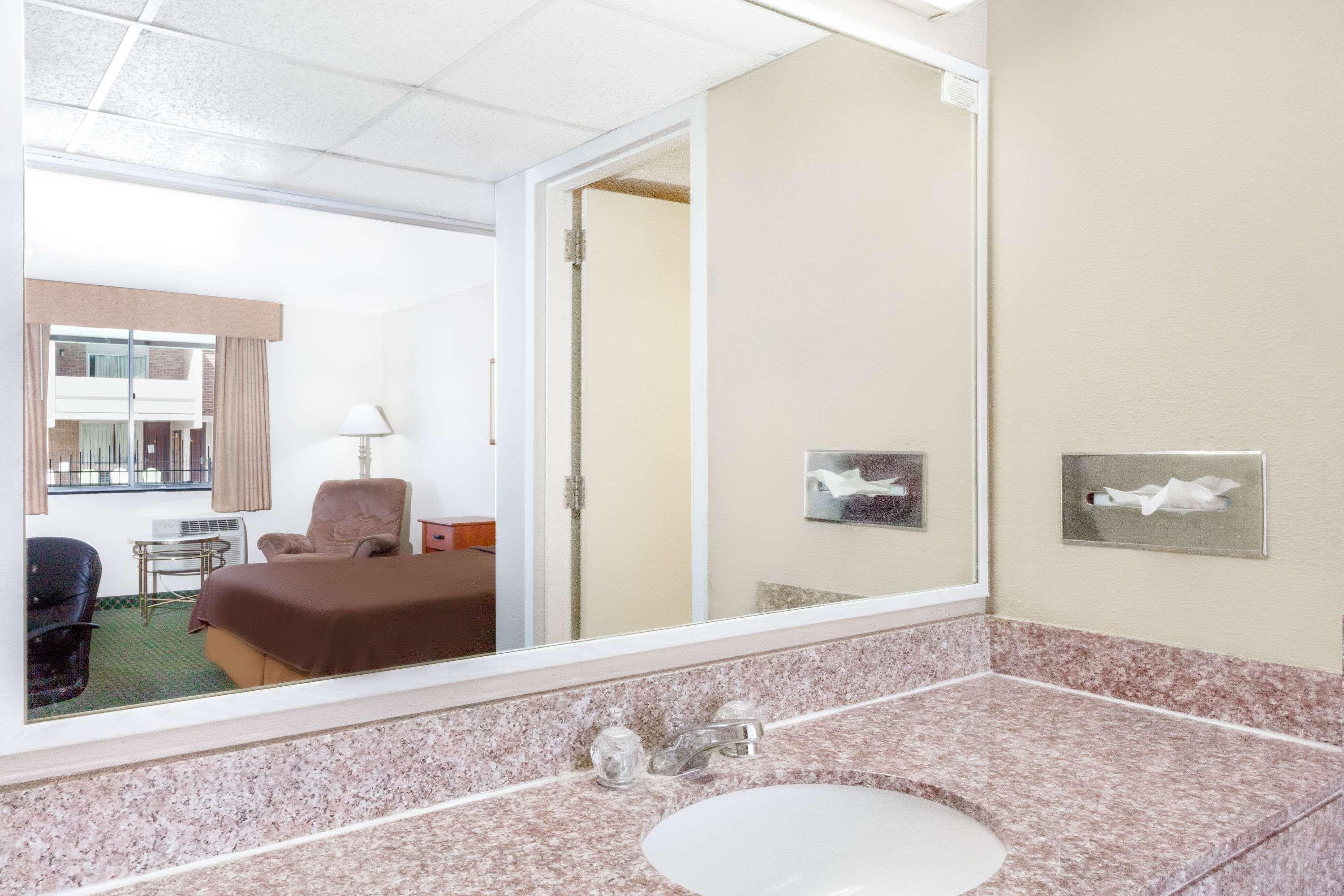 Travelodge By Wyndham Jackson Esterno foto